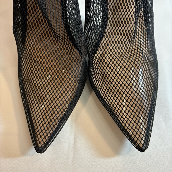 STEVE MADDEN Sz 8.5 Vielo Heels Mesh Wrapped Back Zipper Pointy Toe Black Suede - Picture 4 of 10